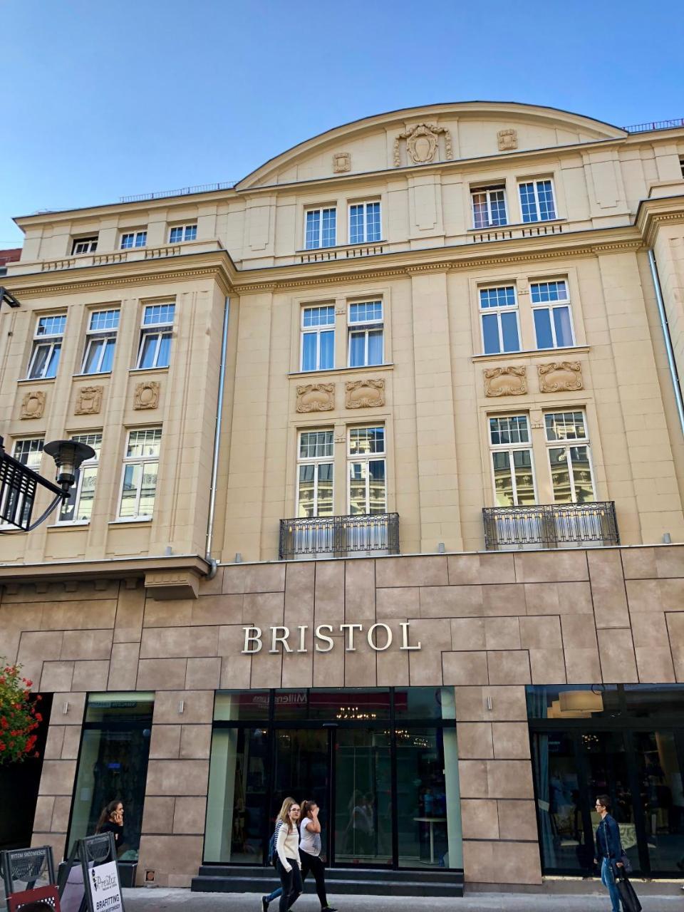 مبيت وإفطار بيتوم Bristol Economy المظهر الخارجي الصورة